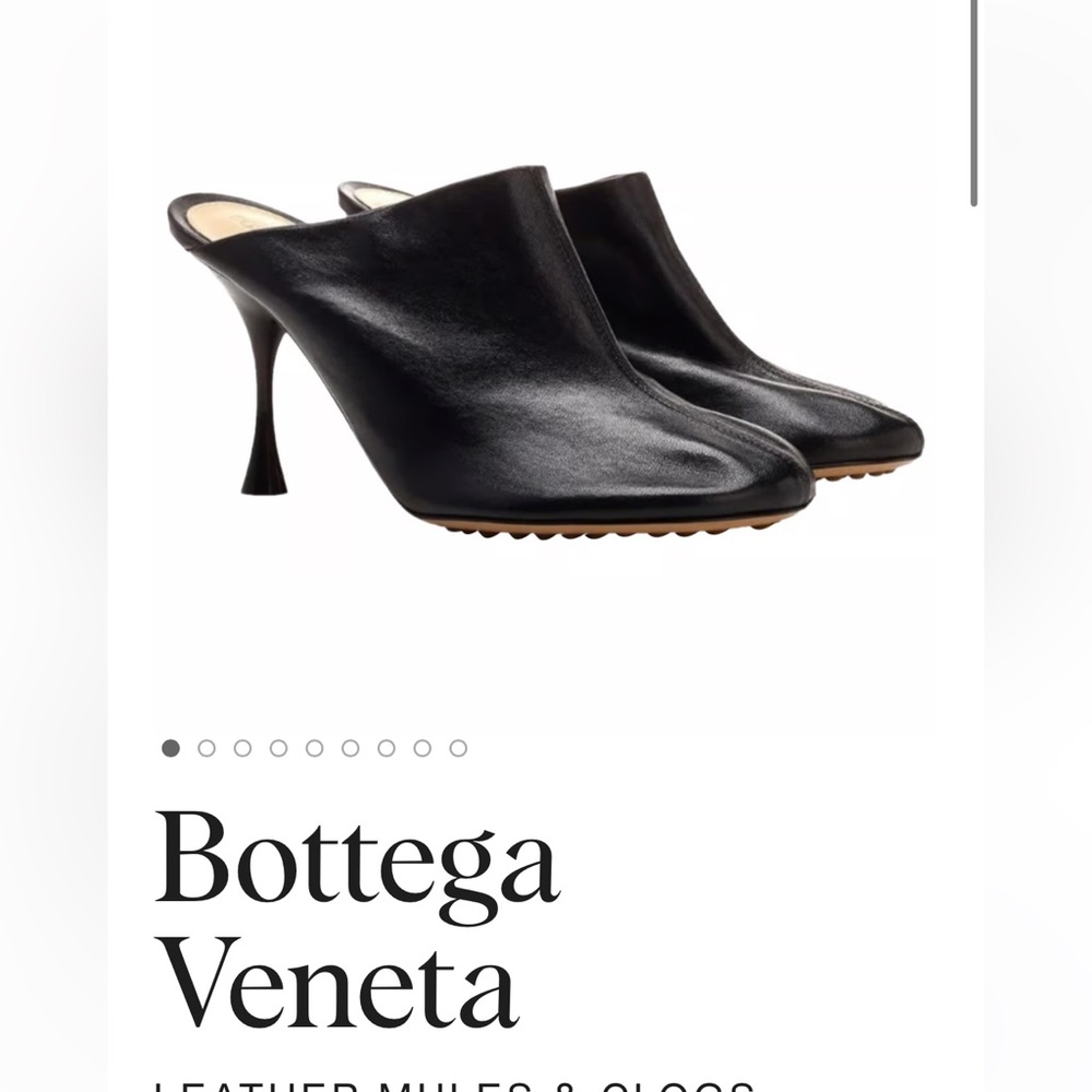 AUTHENTIC BOTTEGA VENETA BLACK NAPPA LEATHER MULES CLOGS.